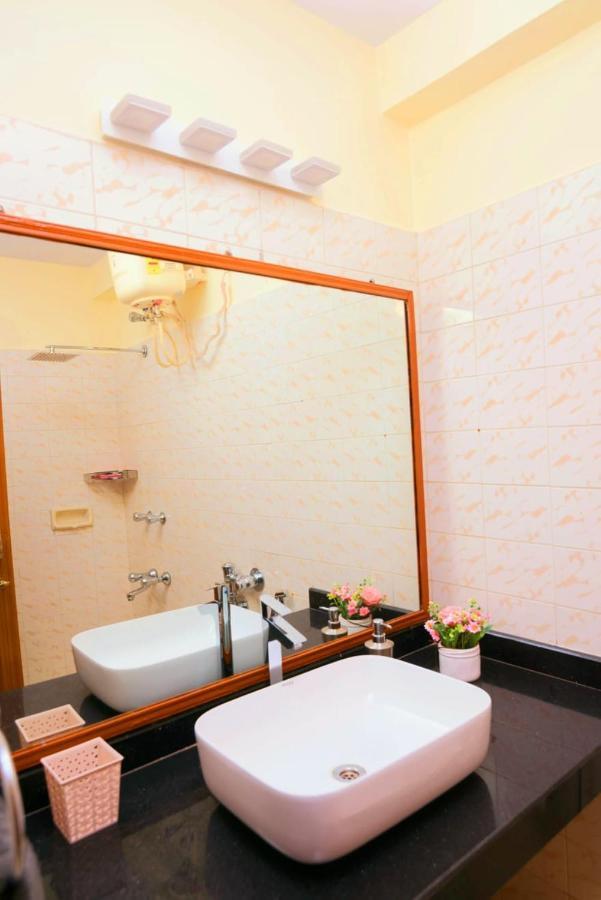 'Golden Sea Shell' 1 Bhk Beach Apartment Бенаулим Екстериор снимка